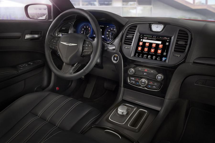  Chrysler 300C S 2015 года  (фото 23 из 59)